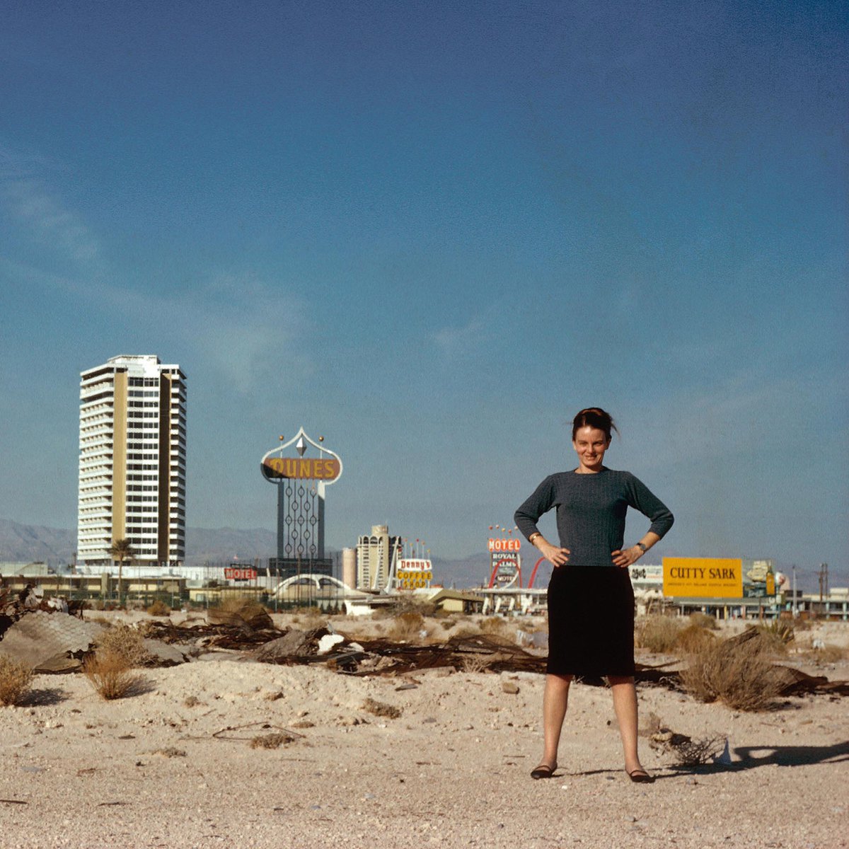 City Dreamers is a film about our changing urban environment and 4 trailblazing women architects who have been working, observing and thinking about the transformations shaping the cities of today and tomorrow for over 70 years. #teamarchi >> m.youtube.com/watch?v=qwWxKh…