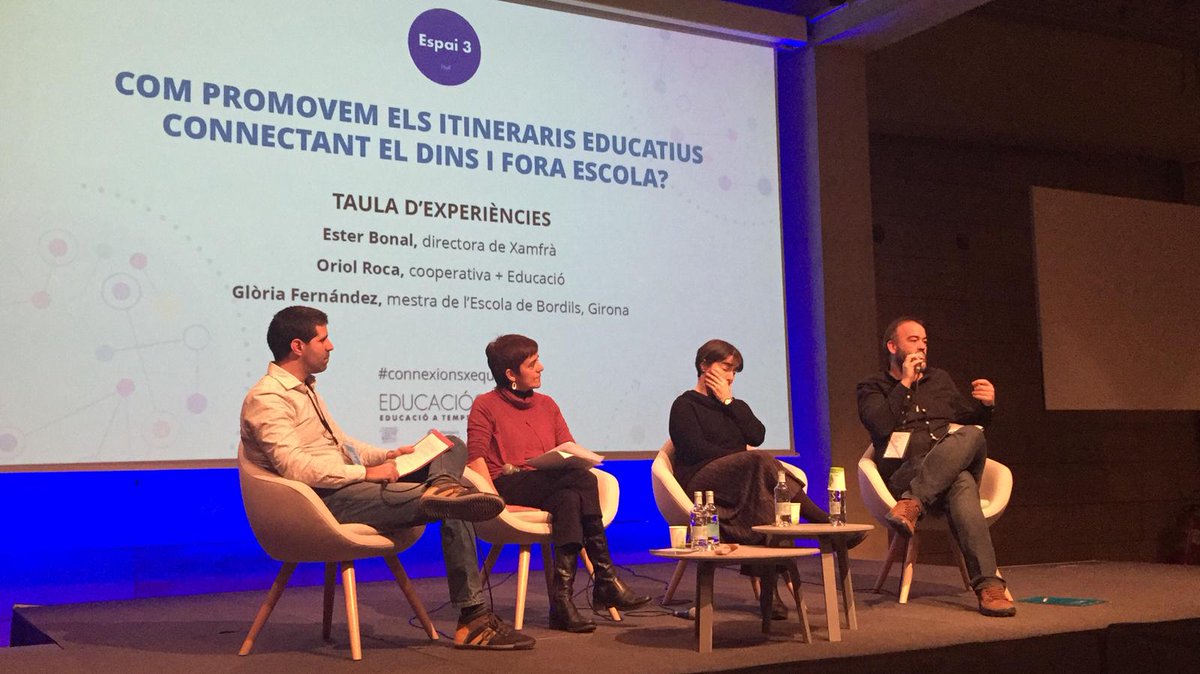 FundGentis's tweet photo. Al final ha arribat el dia! El #CFALoPont a la Jornada Anual @educacio360. La Rosa a més a més col·labora en l'organització i diu estar "Orgullosa de veure com any rere any la iniciativa creix". Moltes idees als espais de treball per #connexionsxequitat #EcosistemaEducatiuLocal https://t.co/ZIVhcak3iE