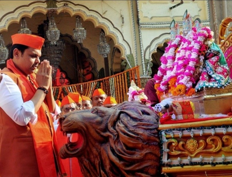 DevendraForCM's tweet image. || ॐ दाशरथये विद्महे जानकी वल्लभाय धी महि॥ तन्नो रामः प्रचोदयात् ||
#जयश्रीराम 
रामलला हम आयेंगे  
 मंदिर वही  बनायेंगे  ... 
   जय श्रीराम 
 #RamMandirTrust #ayodhyajudgment #MandirWahinBanayenge