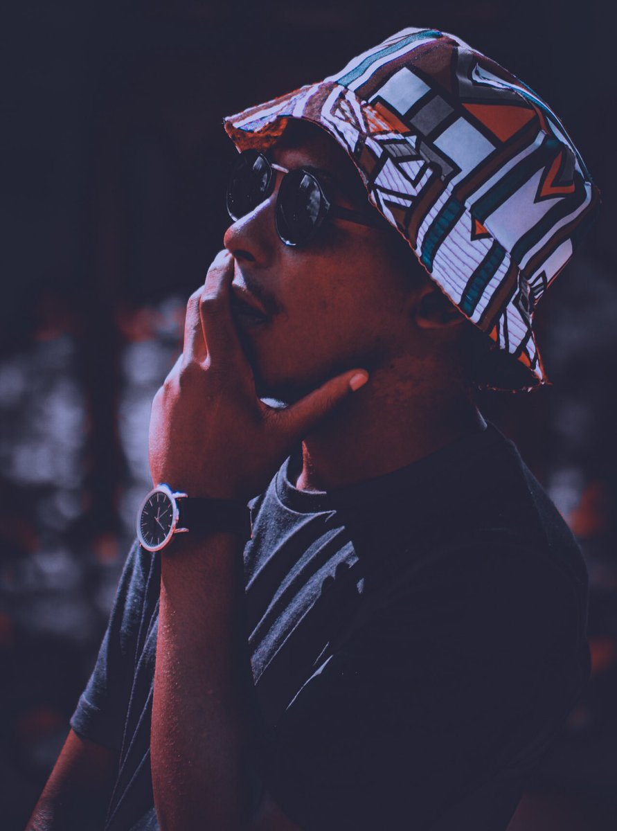 SLUMKIDD_G6's tweet photo. I remember when i started this xi, bounced from couches to couches, niggas sold me dreams, niggas used me, niggas made money in front of me, even today some are still saying “Don’t worry we gat this” hell yeah “I Gat This” that’s why you still hit me up 📸 @ampixel_photography https://t.co/OYesEeEJ1v
