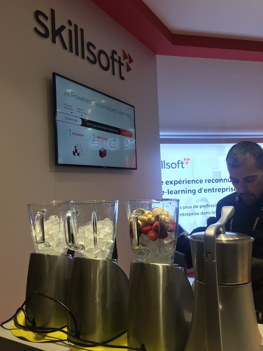 SkillsoftFrance's tweet photo. #smoothies stand F32 en préparation #LTfrance https://t.co/NoqNhOp62O
