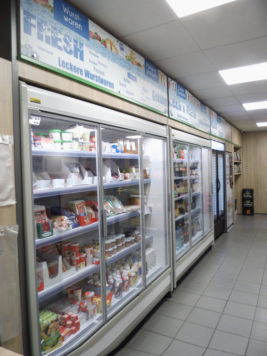 Weitere Impressionen von unserem Projekt mit der Raiffeisen Ems-Vechte.
Die Nahversorgung in Haren-Altenberge ist gesichert, schreiben die EL-News. Hier geht es zum Bericht.
el-news.de/aktuell/umgest…
#ladenbau #ladenausstattung #dorfladen #Tankstelle #Umbau