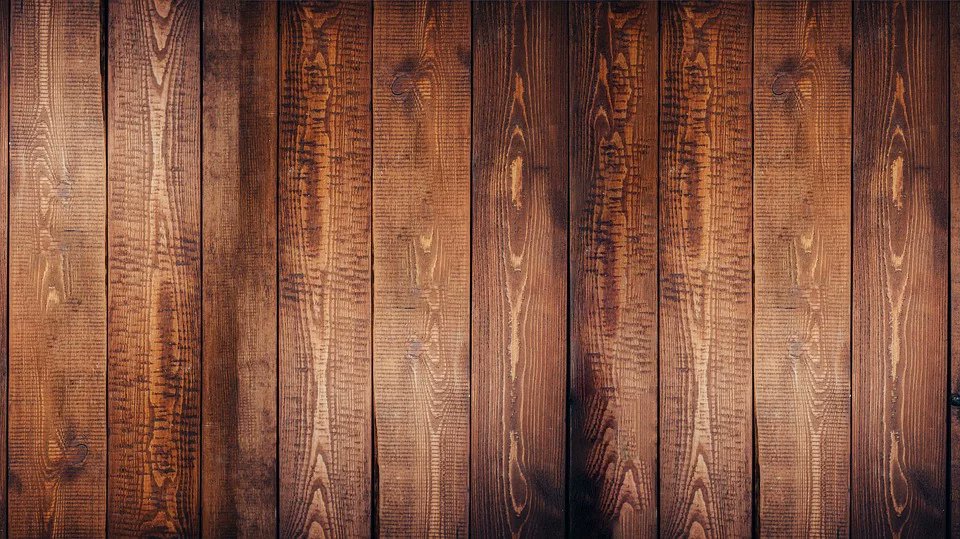 Nytt blogginlägg! Åldersavdrag både på material och arbetskostnad? Går igenom hur en villaförsäkring gäller om ett trägolv skadats vid vattenskada. konsumenternasblogg.se/aldersavdrag-b…
