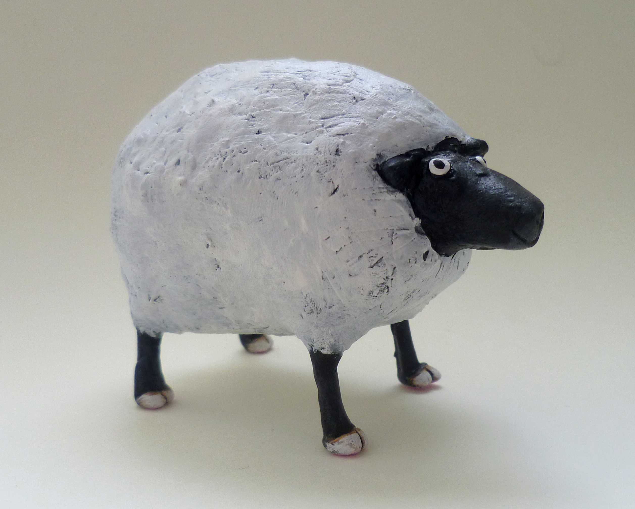 antique sheep ✵ * ✵ * 黒い小さな 羊さん antique sheep