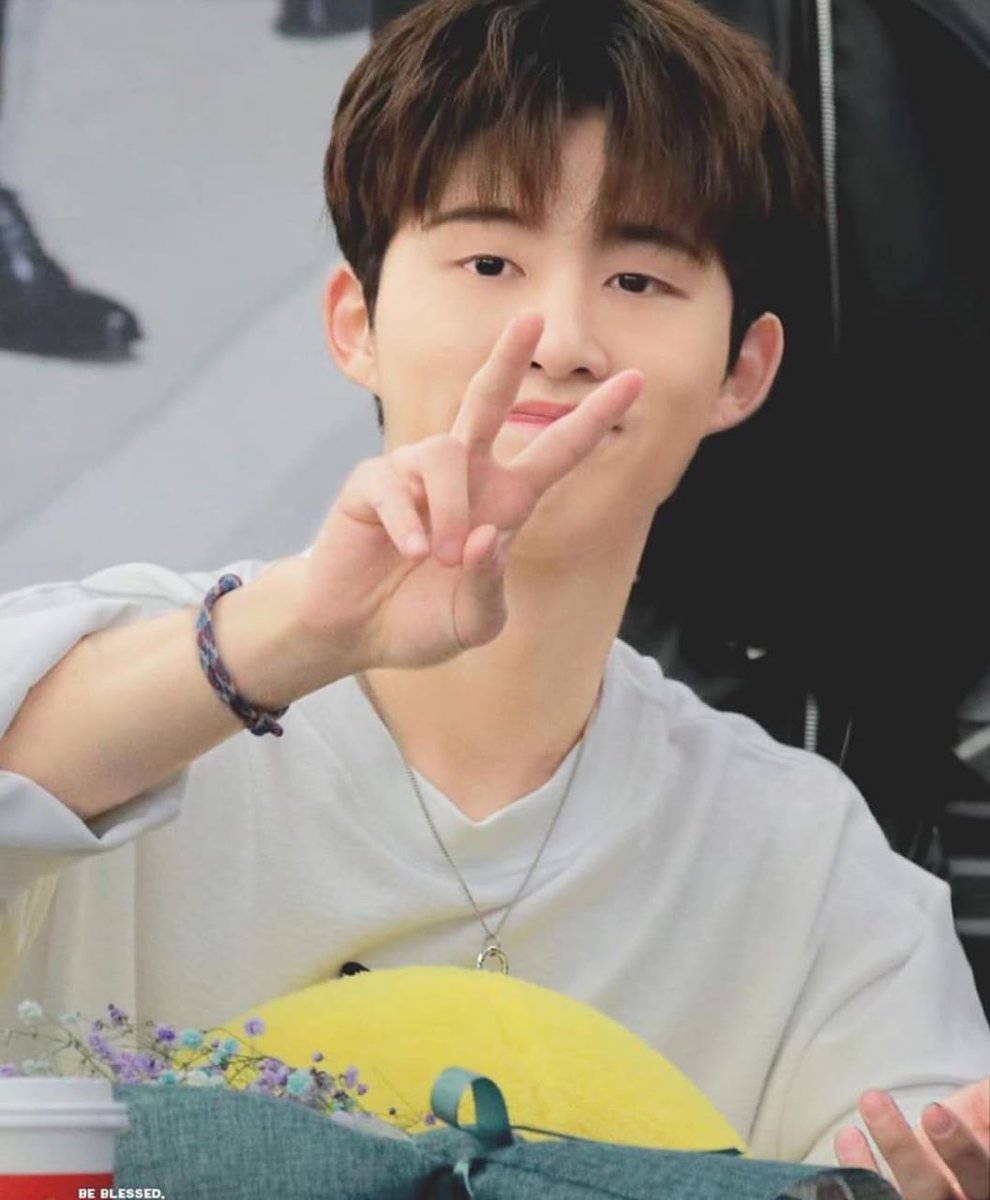 5th February 2020Hanbin, I can't wait to hear another masterpiece from u tmrw. I promise I'll fully supporting them. I wish u'll cb stronger than ever with peace and loyal fans only. Forever our sunshine and precious one  #BoldForHanbin  @ikon_shxxbi 