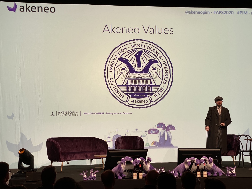 fsanuy's tweet photo. Great #keynote #vision at #APS2020 by the CEO @FdeGombert to provide the best #customer #experienxe thanks to #pim #pxm across all #omnichannel TouchPoints of sales @ACTIVO_DAM_PIM
Follow my report tomorrow morning on my blog :
https://t.co/o917MolHkC https://t.co/jgWMjO9eSU