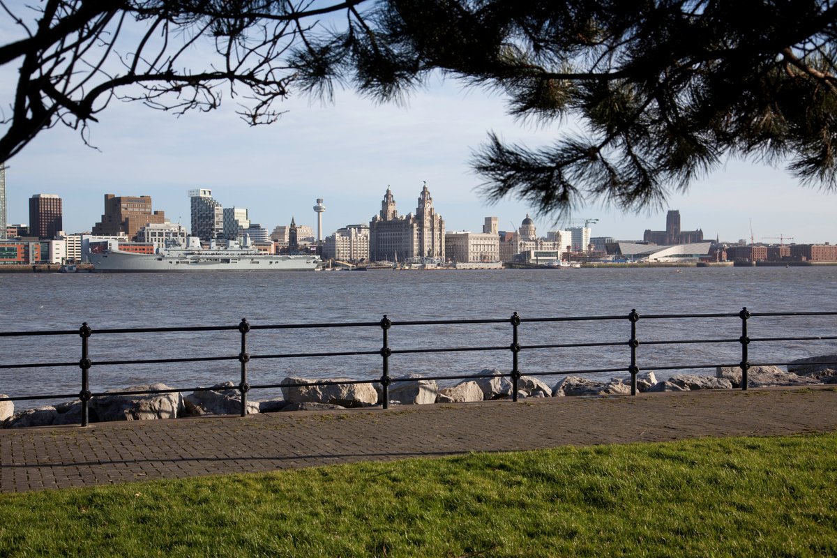 Visit_Wirral's tweet photo. BREAKING NEWS!

The magnificent HMS Prince of Wales is making its way to the Mersey and Wirral's waterfront offers a stunning place to welcome her in 👋🚢⚓️

Tickets to hop on board @HMSPWLS will be announced very soon - watch this space🎟️👀 https://t.co/wOgkRUmq4m