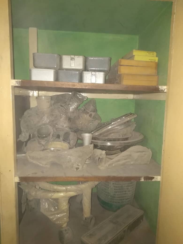 KADSWAC1's tweet photo. Sanitation day in #KADSWAC clinic. Checking on items in the store and waiting for the store officer to give directives for items to be replaced with obsolete ones. Part of the process of giving the clinic a face-lift for effective management of patients
#Solidified4El_Rufai https://t.co/KuBbv0LXNb
