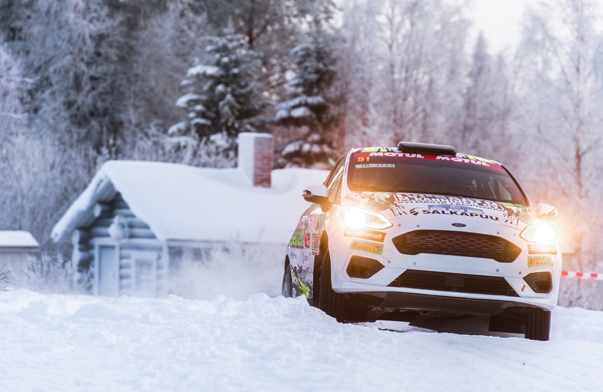 Sami-Matti Trogen on valmis Mikkelin koitosta varten – "Viimeistely meni hyvin, muutettiin hiukan autoa ja saatiin siitä entistäkin parempi nopeilla osuuksilla" 👍🏼

👉🏼rallism.fi/content/fi/1/5…

#RalliSM <a href="/smtrogen/">Sami-Matti Trogen</a> <a href="/SMVaakunaRalli/">SM Vaakuna-Ralli Mikkeli</a>