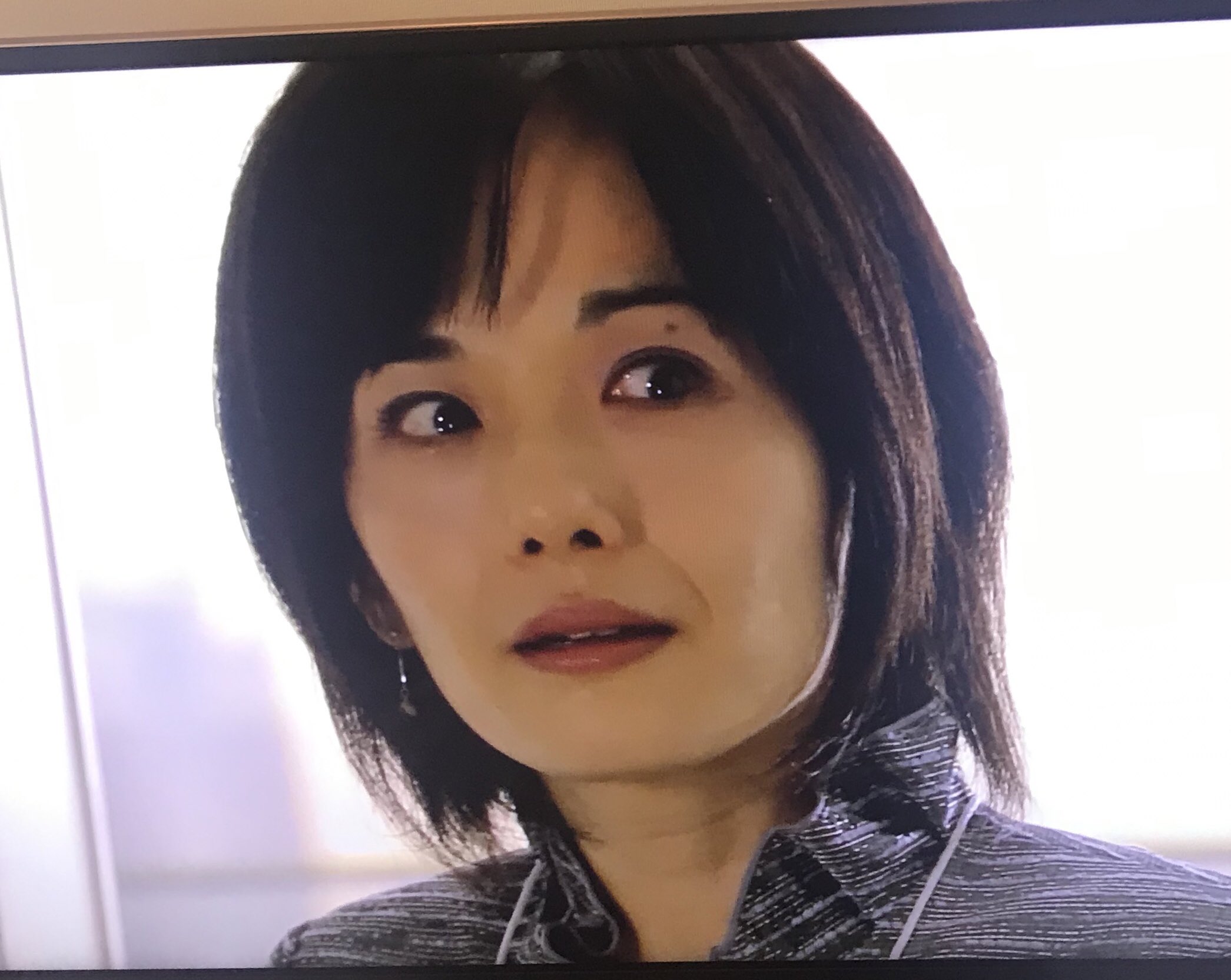 りんこ Bossの再放送 遠目で見てて菅野美穂やと思ってた富田靖子でビックリ 堺雅人の好みって ぶれないんだね T Co Rk0m65bjue Twitter