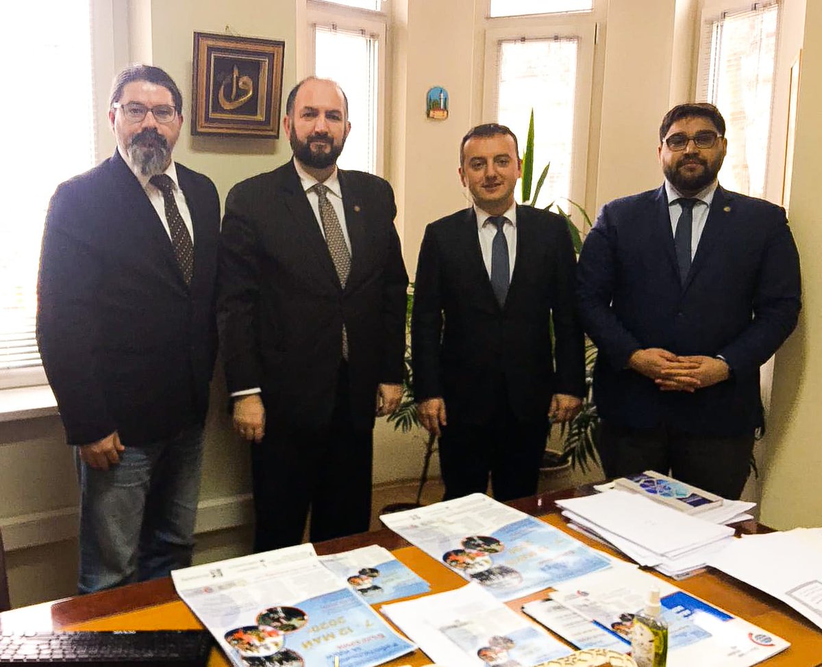 fikiratolyesibg's tweet photo. Bulgaristan Müslümanları Başmüftülüğünde Yüksek İslam Şurası Başkanı Sayın Vedat Ahmed ve Başmüftülük Genel Sekreteri Sayın Celal Faik ile Fikir Atölyesi Bulgaristan projesinin tanıtım görüşmeleri gerçekleştirildi. #fikiratölyesibg #youth #ideaworkshop #Bulgaria #Turkey #Bursa https://t.co/BTmbbmHd1C