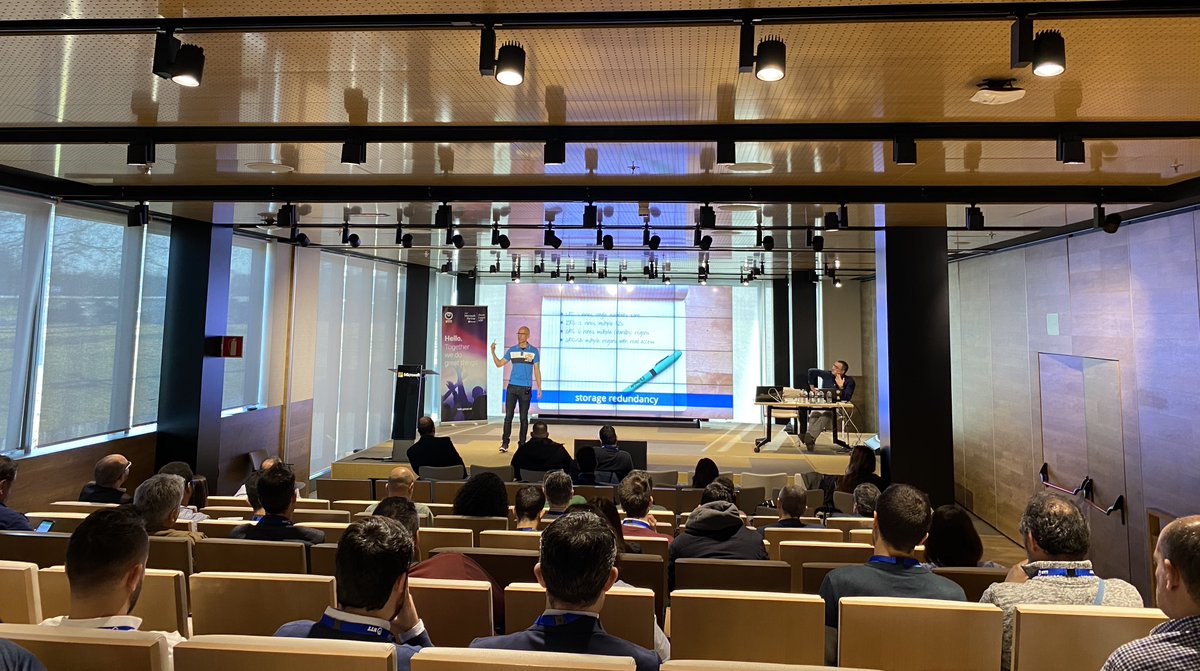 Ayer celebramos el Azure Tech Training Day en <a href="/MicrosoftES/">Microsoft España</a> Madrid, ¡pero el 12 de febrero repetimos en #Barcelona!

¡No te quedes sin conocer los fundamentos de la nube de #MicrosoftAzure!

👉Pide tu plaza aquí: cpsd.es/az-bcn-tw 

#NTTonAzure #AzureNTT #CapsideAzure #cloud