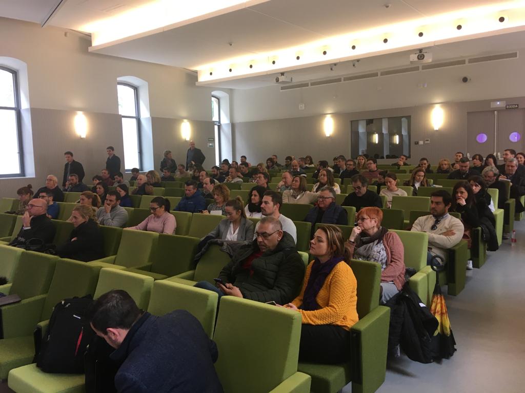Guardian Spain tweet media