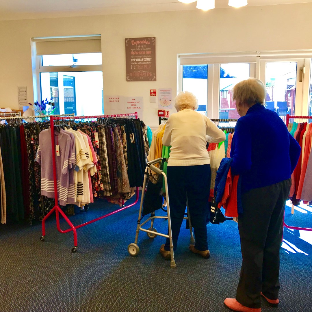 torcare's tweet photo. Our glamorous Torcare residents hold a quarterly, seasonal 'clothes parties'. This gives everyone the chance to touch and feel the material of the clothes and select some key pieces for themselves! #fashion #torcare #lovecornwall #clothesparty #community #clothessw https://t.co/fcadqJfiTk