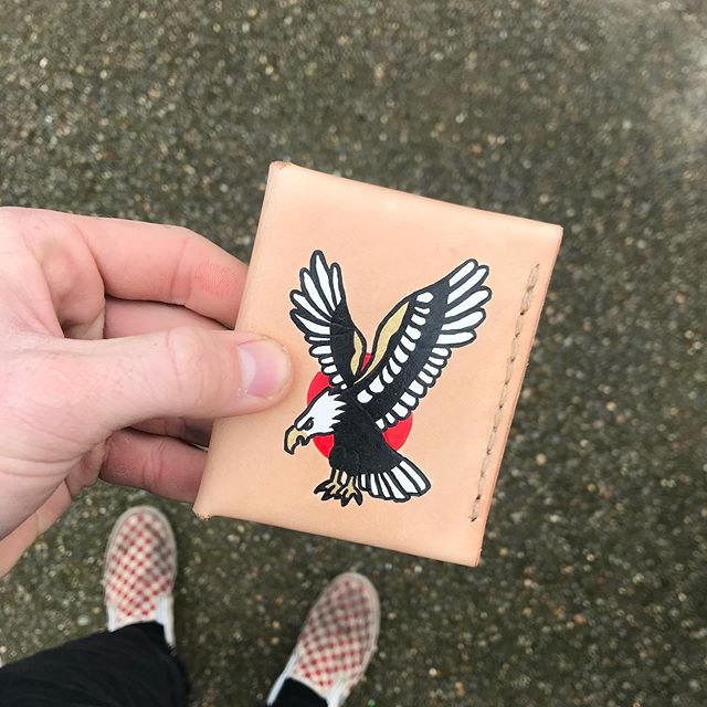 We’ve got our money on these awesome flash wallets, featuring #handpainted designs by Kore Leather. #leatherwork
🦅 instagram.com/koreleather/