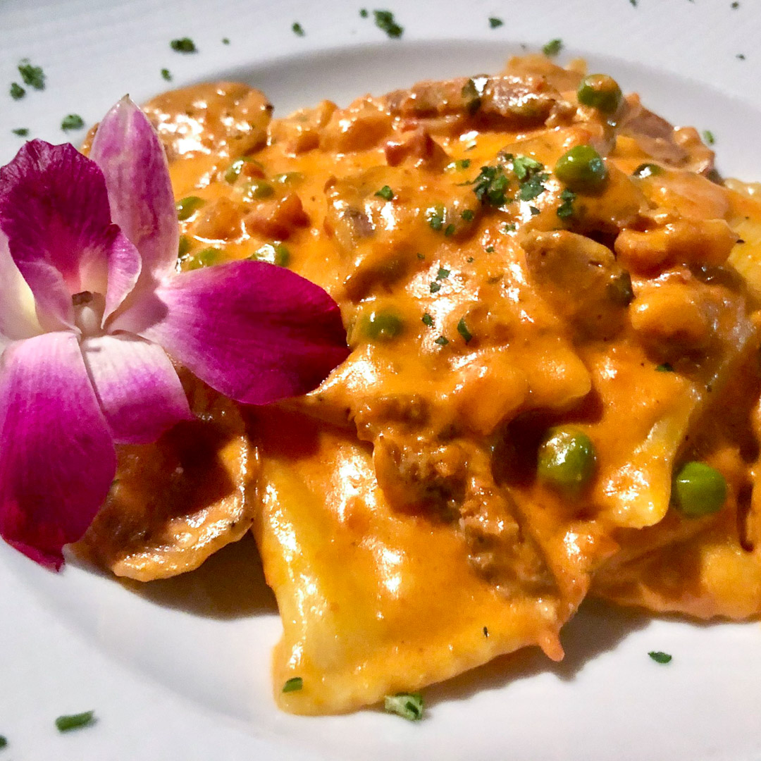 StPetersburgFoodies tweet media