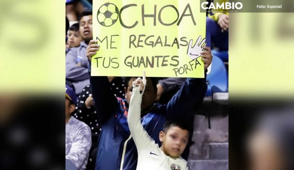 Diario_Cambio's tweet photo. Memo Ochoa, el divo de Coapa: desdeña a pequeñín que le pidió sus guantes https://t.co/qlY1RRwkLZ https://t.co/Mf4bpmnGO5