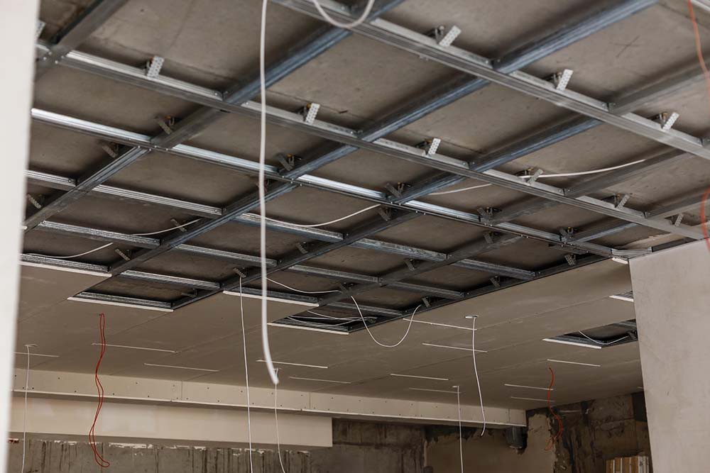 SoundGuardPaint's tweet image. "Other strategies to employ include packing the walls and ceilings with sound absorbing materials." bit.ly/2H8HC4F #Soundproofing #Noise #OfficeSpace