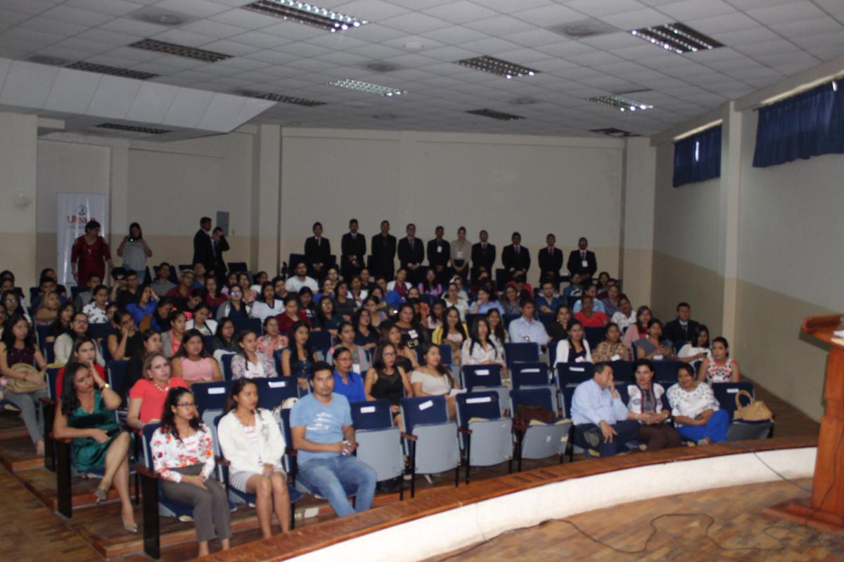 EnfermeriaUleam's tweet photo. Nuestra Facultad realizó su Quinto Seminario de Consolidación de Conocimientos organizado por nuestros estudiantes de noveno Semestre. Con la presencia del Rector, nuestra Decana, docentes y graduados fueron 2 días de grata experiencia. #SomosUleam https://t.co/TfcuOUEdPr