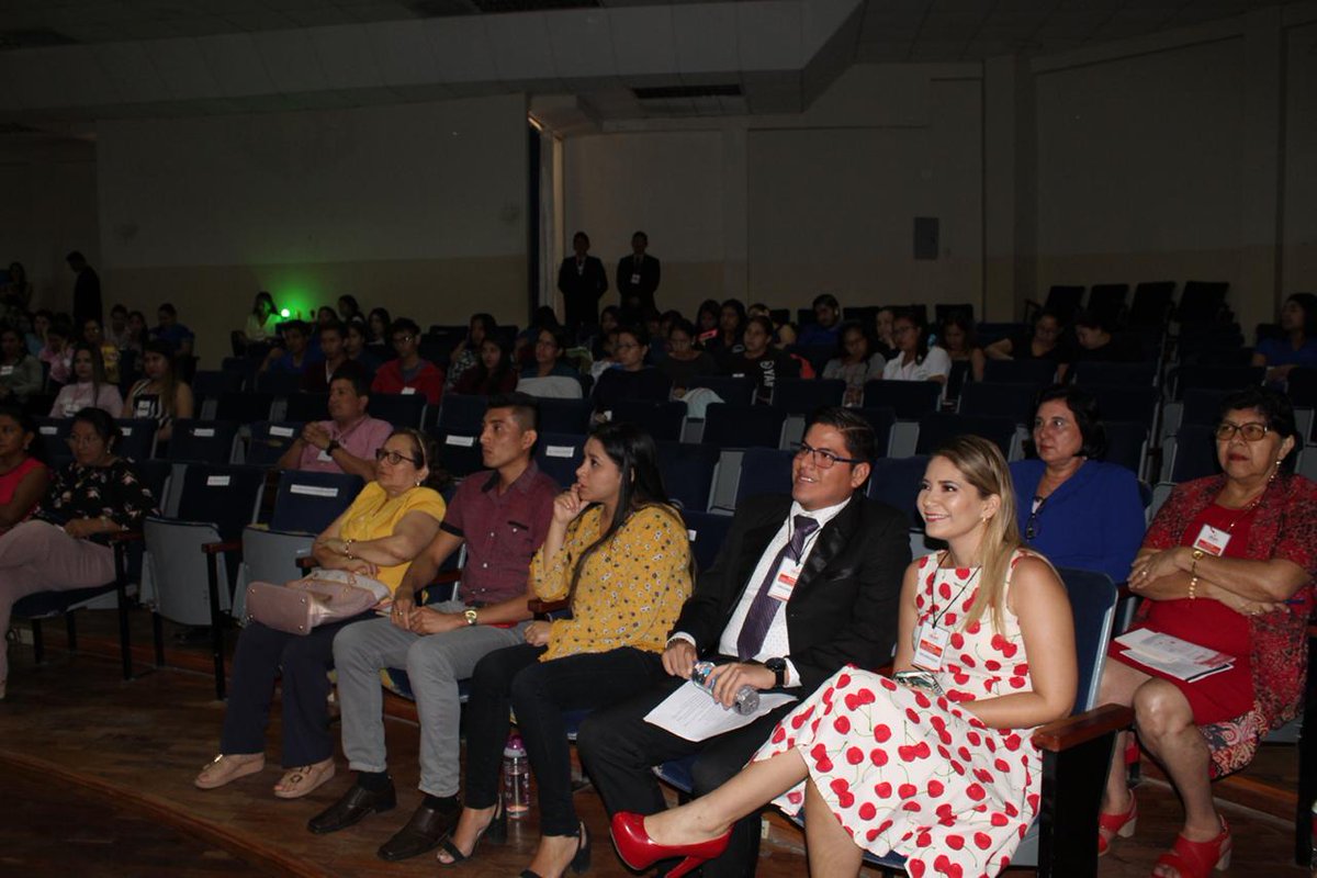 EnfermeriaUleam's tweet photo. Nuestra Facultad realizó su Quinto Seminario de Consolidación de Conocimientos organizado por nuestros estudiantes de noveno Semestre. Con la presencia del Rector, nuestra Decana, docentes y graduados fueron 2 días de grata experiencia. #SomosUleam https://t.co/TfcuOUEdPr