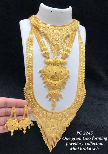 Please contact for Jewelry's, Gold's and Diamond's. For more acquiring please contact us via our.  Olivenorman9@gmail.com