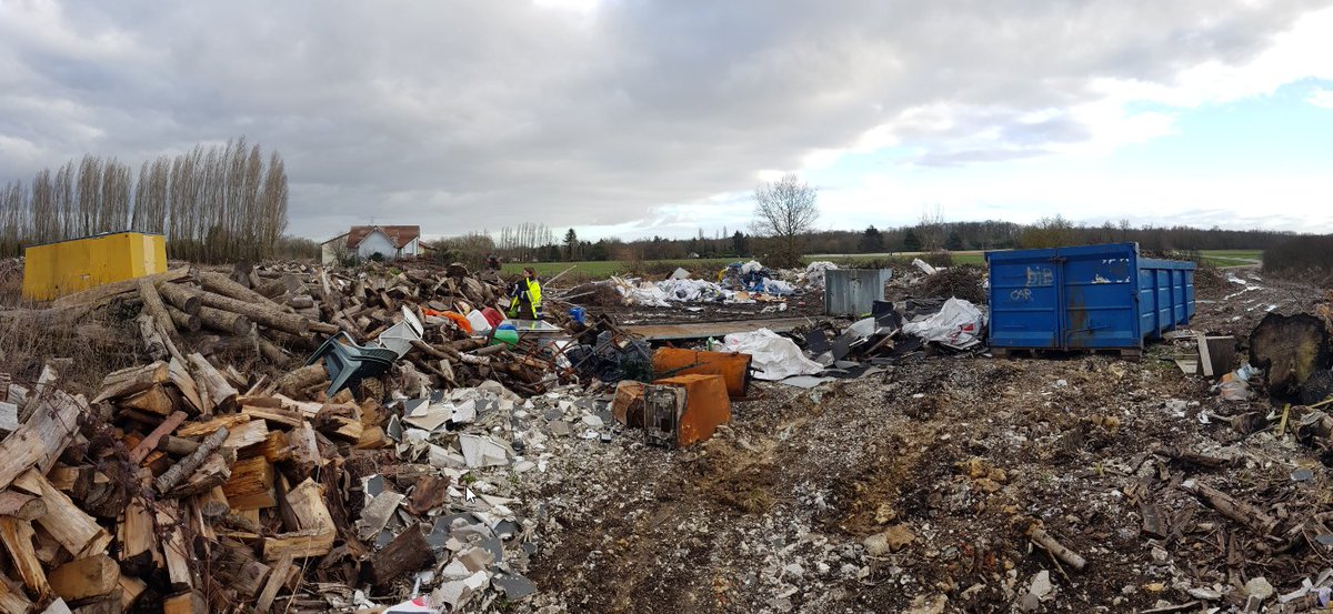 Prefet77's tweet photo. #Environnement | La #DRIEE77 a effectué aujourd'hui une inspection inopinée sur une installation classée illégale dans le nord de la #SeineEtMarne. https://t.co/20BWOSkj0D