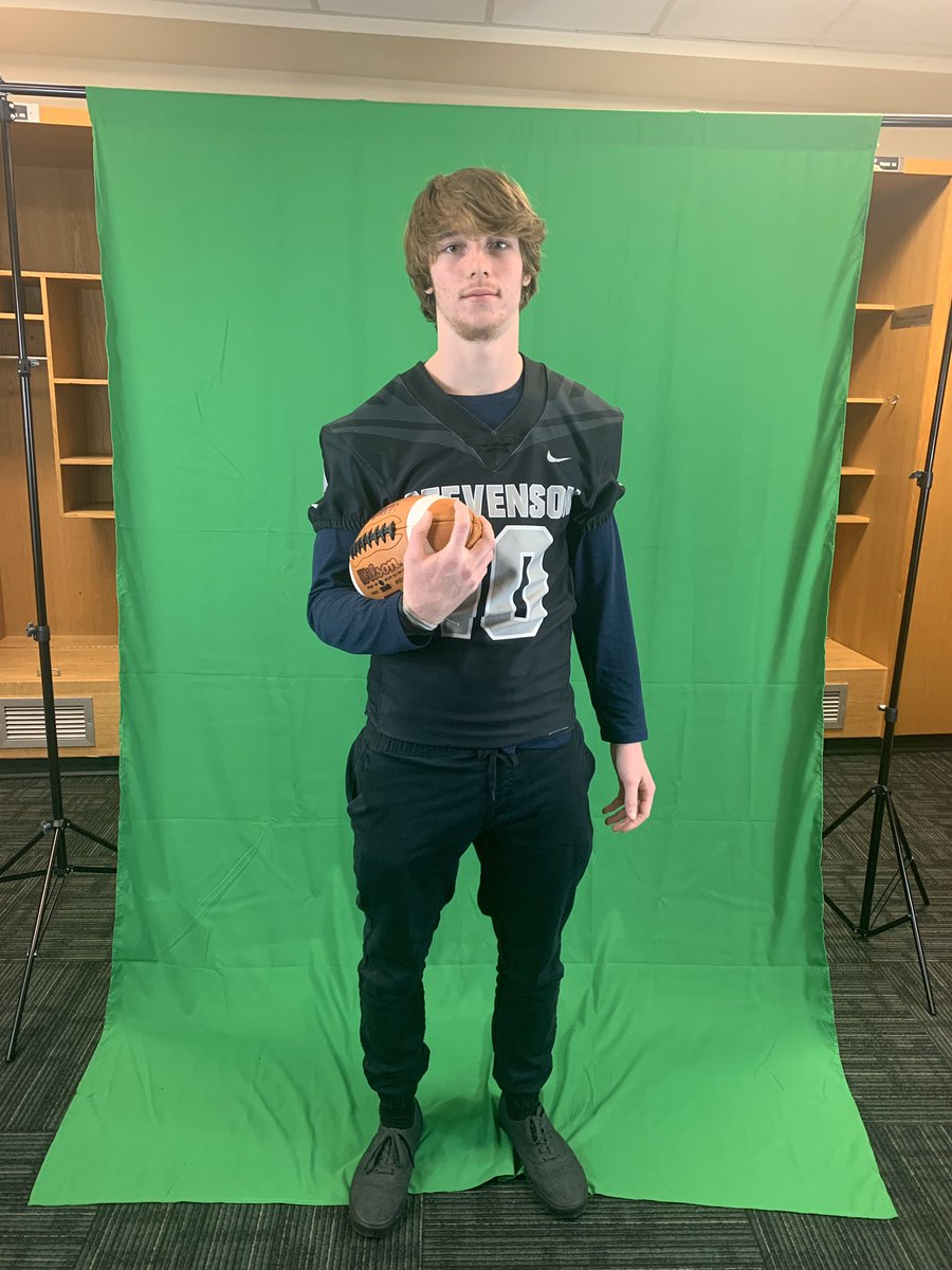 brian_wallace10's tweet photo. COMMITED!!! @CoachToddNelson @EdHottle @SUMustangFB https://t.co/7RkgUOIEQD