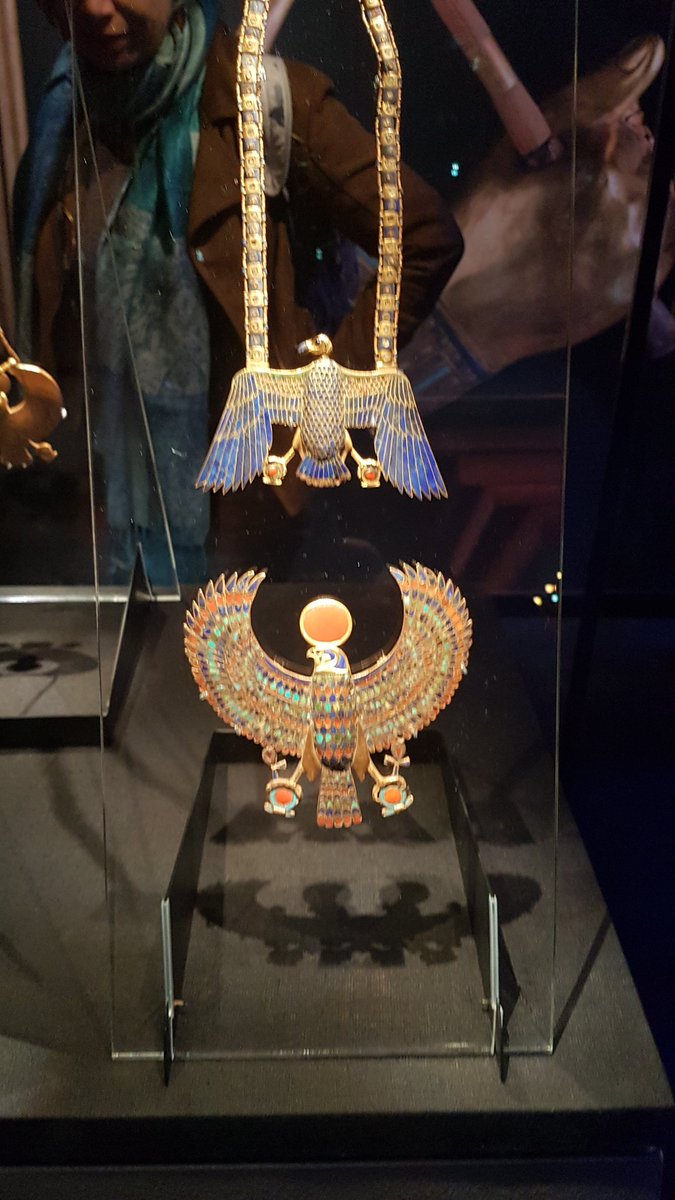 ckgrievson's tweet photo. On an exhibition book snoop at the super slick Saachi Tutenkhamun show. https://t.co/aCswVobPoW