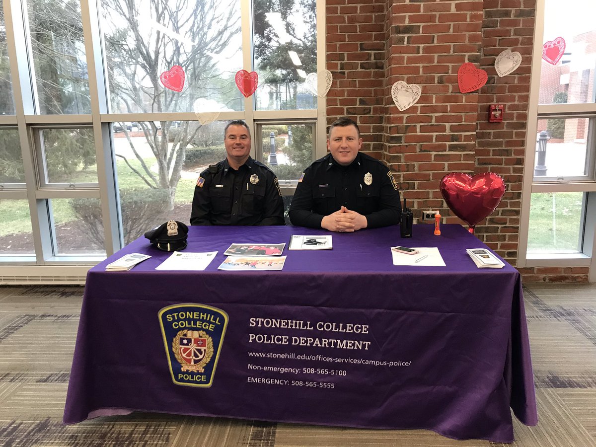 Officer Bohane and Officer Kominsky at the Roche Dining Commons #GotConsentDay! Come visit and learn about the Department’s #RAD  Program!