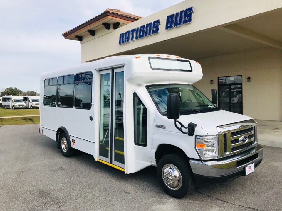 NationsBus's tweet image. Gevin Pile of #NBS is on the road demoing this beauty in #CentralFlorida today! Call us to schedule your #demo!

⭐️2020 Champion Challenger 230 AP⭐️
Click here for more info! 👉 bit.ly/39biaqx

#nationsbus #coasttocoast #shuttlebus #wesellbuses
