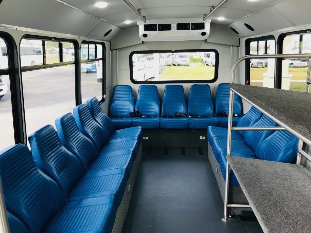 NationsBus's tweet image. Gevin Pile of #NBS is on the road demoing this beauty in #CentralFlorida today! Call us to schedule your #demo!

⭐️2020 Champion Challenger 230 AP⭐️
Click here for more info! 👉 bit.ly/39biaqx

#nationsbus #coasttocoast #shuttlebus #wesellbuses