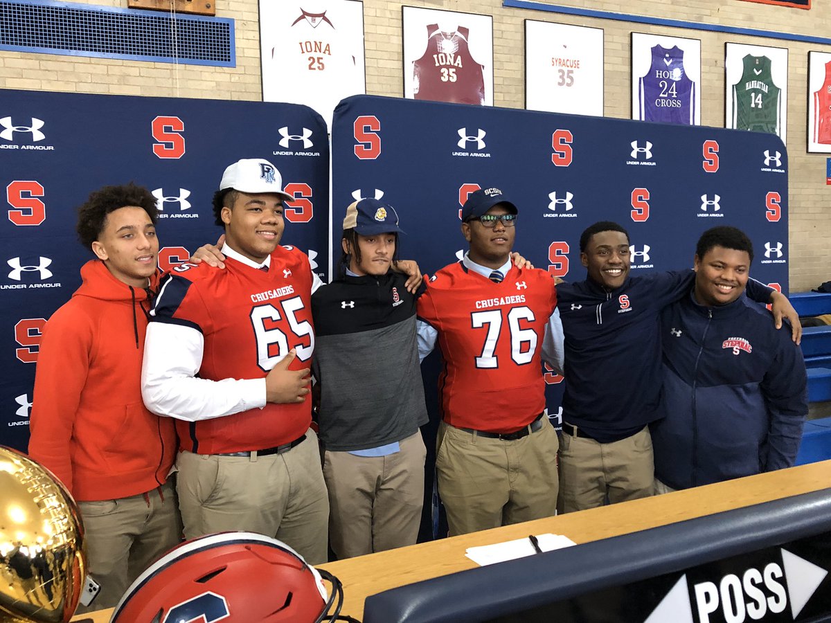 AJCornelius65's tweet photo. SIGNED‼️✍🏽❤️✅ @RhodyFootball @CoachFlem @Bigstef72 @StepinacSports https://t.co/sKZWaL2dNy