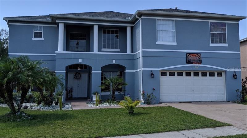 Sandy_College's tweet photo. Charming 4 BD/ 3 BA in Kissimmee has a lot to offer. Call/text/DM me for info.  https://t.co/0f0HxKdD0I https://t.co/iHVCoQQuce