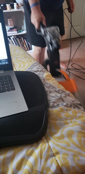 My sub is here cleaning while I get some work done.   He's finally being useful. He was cleaning my toilets<a href="/tag/newprofilepic"class="tags"><span>#newprofilepic</span></a>