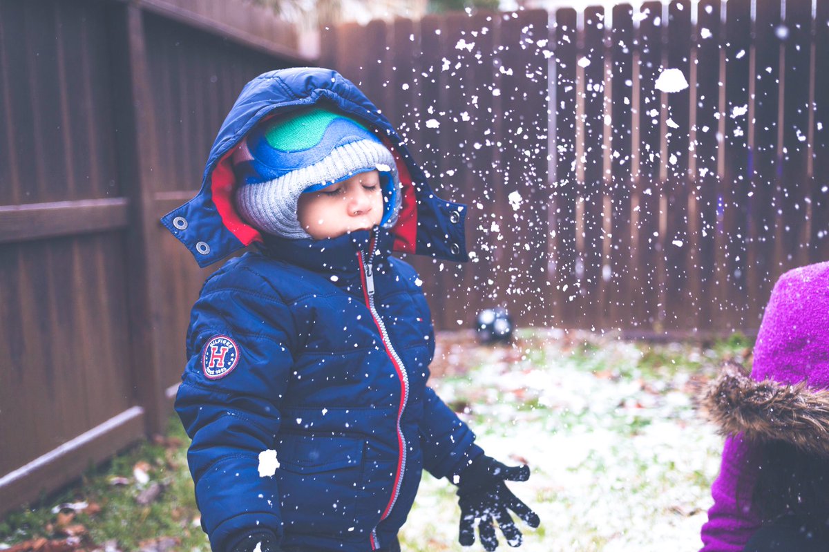MaidproTulsa's tweet photo. How are you spending your snow day? #snoklahoma #tulsa https://t.co/tahJZH9sep