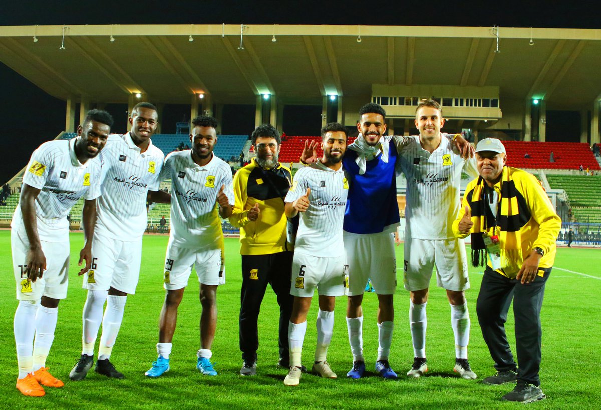 ReNgo_Sport's tweet photo. ��اعب الاتحاد عبدالعزيز البيشي :
في أغلب المباريات نلعب بشكل جيد ولم يكن هناك توفيق.. واليوم حصل التوفيق وحسمنا المباراة من البداية 🔴 https://t.co/MoSQ7PJG6q