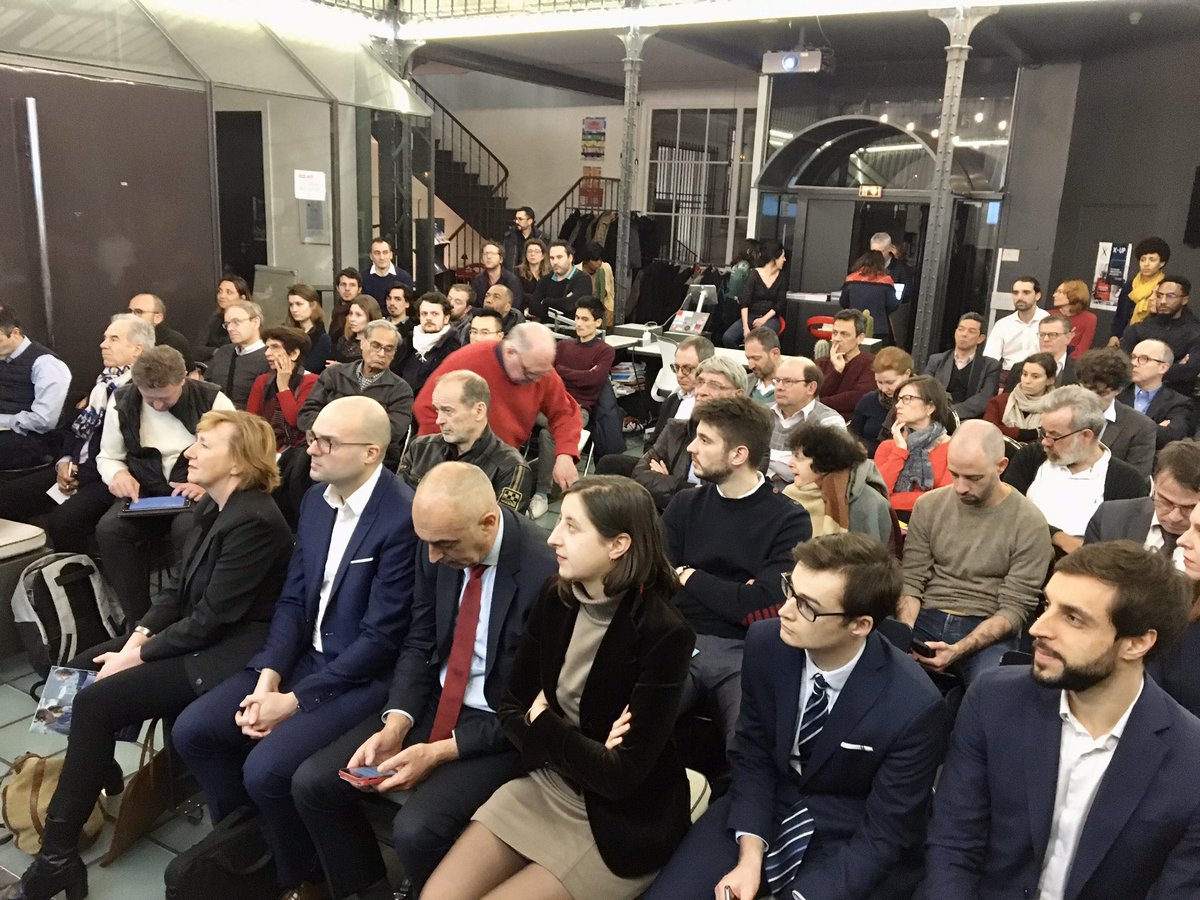 Cap_Digital's tweet photo. 🔴🎉 Soirée spéciale R&amp;D Corner : let’s GO !
👉 On célèbre le succès de notre rdv incontournable de l’innovation en présence de nos experts et de tous les financeurs :
@iledefrance 
@ademe 
@Bpifrance 
@AgenceRecherche 
@EIT_Digital 
@EITHealth 
@EU_Commission #H2020 https://t.co/JBQ3RO0jpD