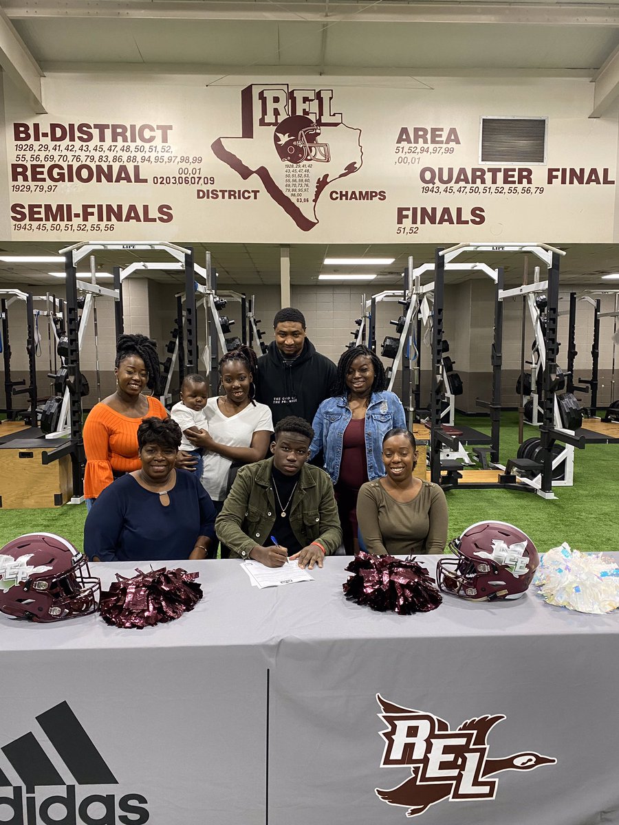 Congratulations to Isaiah Mogere for signing with McPherson College. #ganderpride