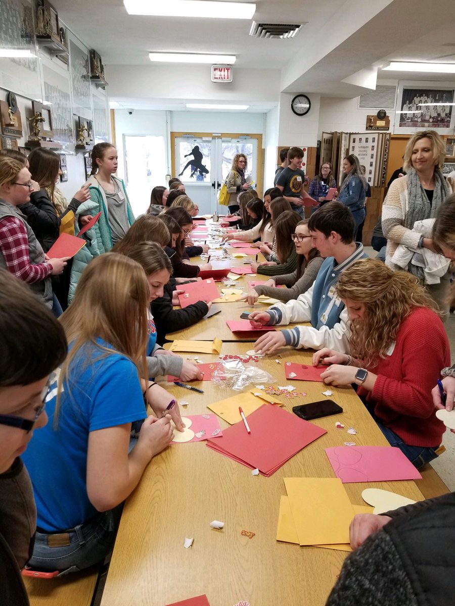 Kansas_KAY's tweet photo. We had a SUPERFANTASTIC time at Northern Valley with a great group of students and an awesome service project. Were you at today’s #KAYUnitConference? Share pictures and thoughts below! https://t.co/pNCjkUMjgT