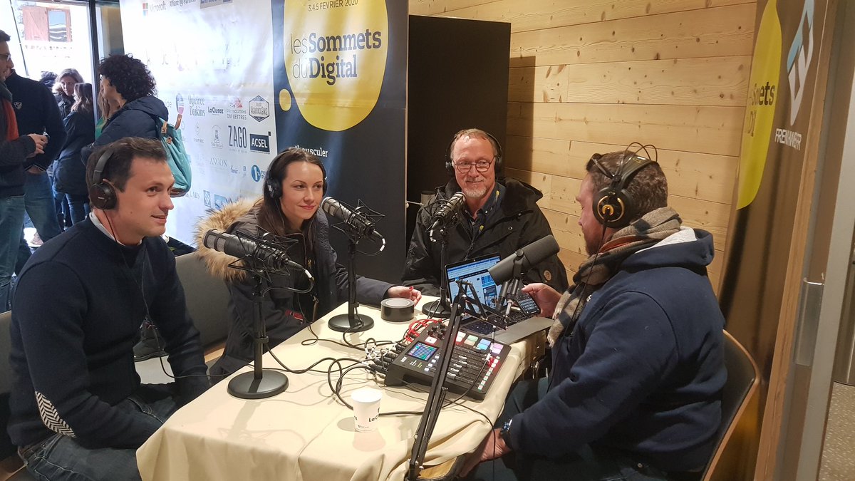 cafe_freelance's tweet photo. Merci à la @FTAlps et aux @sommetsdigital de nous avoir sélectionnés pour présenter notre #startup aux côtés de @arcadeogaming #copinesdevoyage @FroggyPIX_SAS @inandmotion 🚀
Des moments enrichissants, captivants et de belles rencontres !
#somdig20 https://t.co/f7TJIx0tMF