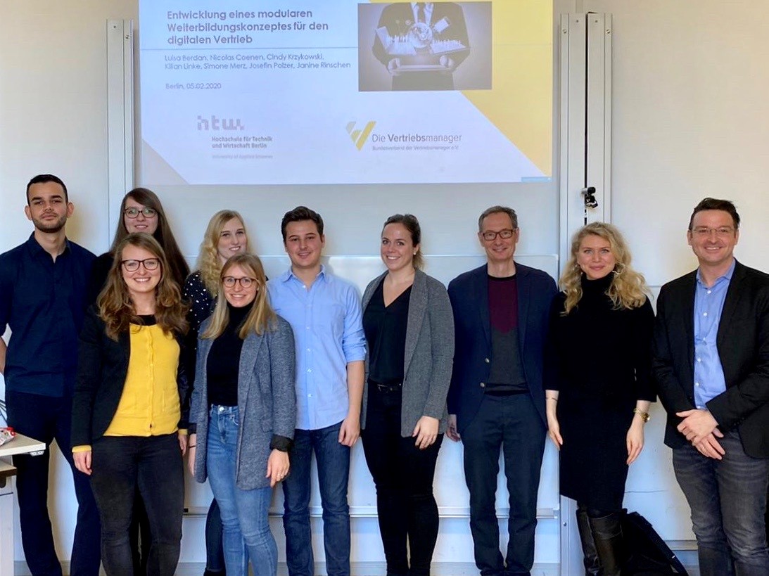 Die Vertriebsmanager (@vertriebverband) on Twitter photo Wie können innovative, modulare Weiterbildungskonzepte für den digitalen Vertrieb aussehen? Hierzu forschten Studenten der <a href="/HTW_Berlin/">HTW Berlin</a> in unserem gemeinsamen Projekt mit <a href="/KaiReinhardt/">Kai Reinhardt</a>.
Die Ergebnisse präsentierten sie uns heute in ihrer Abschlusspräsentation. #dievertriebsmanager Wie können innovative, modulare Weiterbildungskonzepte für den digitalen Vertrieb aussehen? Hierzu forschten Studenten der <a href="/HTW_Berlin/">HTW Berlin</a> in unserem gemeinsamen Projekt mit <a href="/KaiReinhardt/">Kai Reinhardt</a>.
Die Ergebnisse präsentierten sie uns heute in ihrer Abschlusspräsentation. #dievertriebsmanager