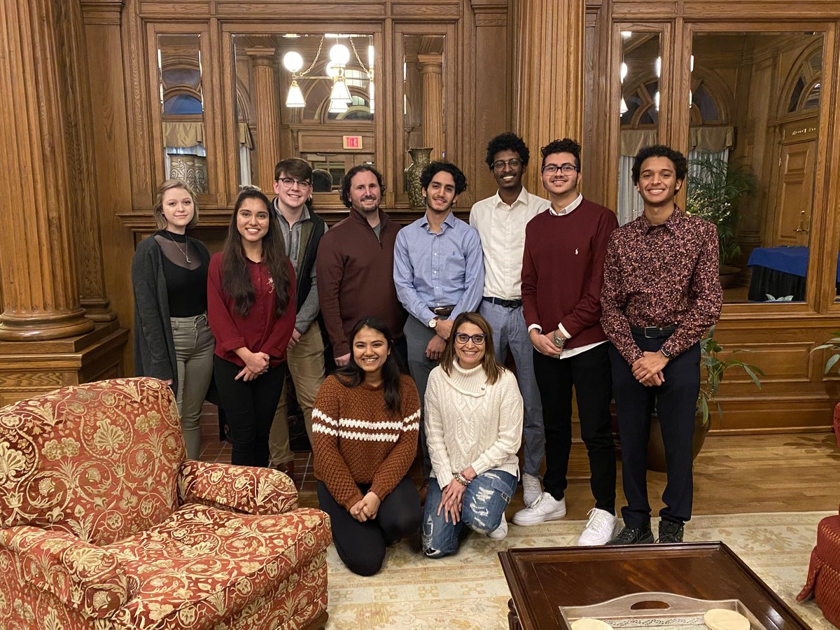 mbarberausa's tweet image. Amazing students, phenomenal faculty &amp;amp; superior hospitality. 

That's how I describe my experience at @alleghenycol.

While at AC, I collaborated with students, faculty, shared meals, gave lectures, &amp;amp; the best of all, learned a lot from the AC family. 

You're all rockstars.