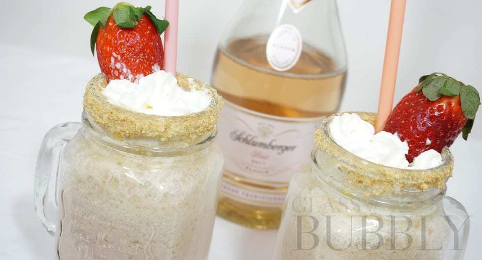 GlassOfBubbly's tweet photo. How To Make A Cheesecake Cocktail by @OliverWalkey 
#schlumberger 
https://t.co/3qTOpIo4JV https://t.co/ENR3OkZbGl