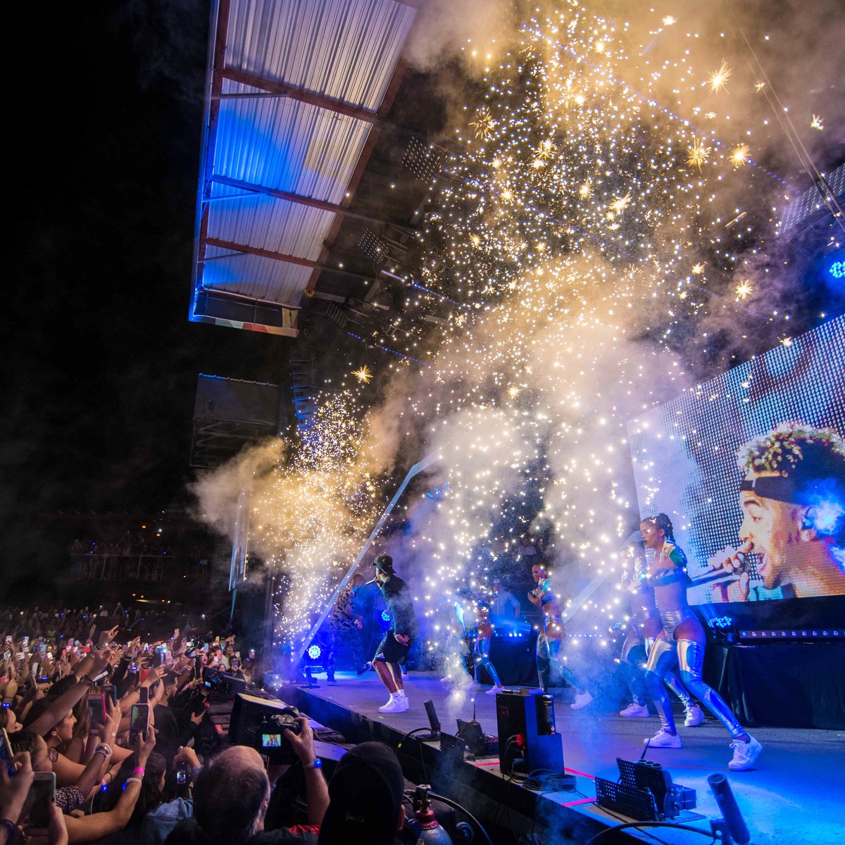 alleffectspr's tweet image. Pyro time! #AllEffectsPR