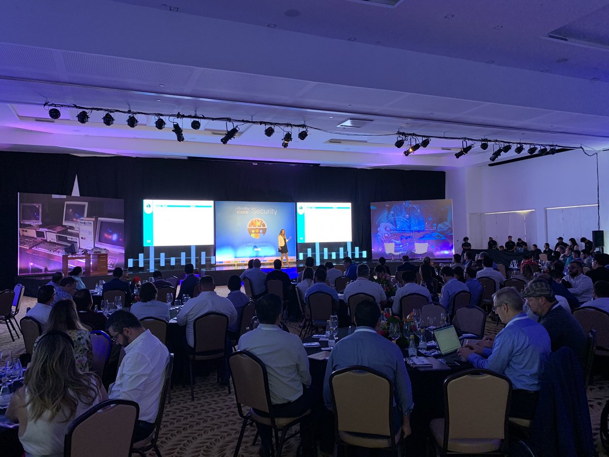 jruizbot's tweet photo. Full House!! #CiscoPartnerLeader #Cisco_la https://t.co/b6CIbhxOLE