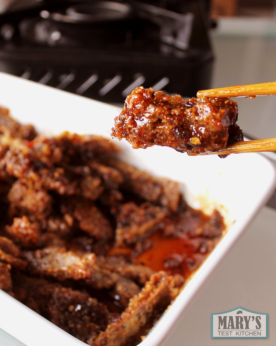 marystestktchn's tweet photo. On VEGAN GINGER "BEEF", Maria said, "Literally just made this! But with double freezed tofu instead of setain and coconut sugar instead of brown sugar. It is PERFECT! 💓"

THERE ARE NO RULES!

WATCH TUTORIAL: https://t.co/77jgmFEYyv
READ + PRINT RECIPE: https://t.co/XUKC50mv8z https://t.co/mg9CRxtkdY