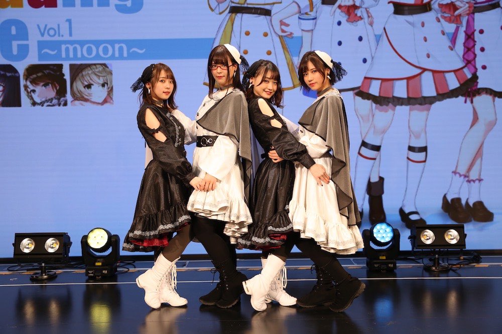 佐藤 舞 Cue Reading Live Vol 1 Moon 2日間 本当にありがとうございました 最高に幸せだった 最後のffも楽しすぎてどうにかなりそうだった 笑 一緒に笑ってくれるマネージャーの皆さん スタッフの皆さん そしてmoonのメンバーがダイダイダイ