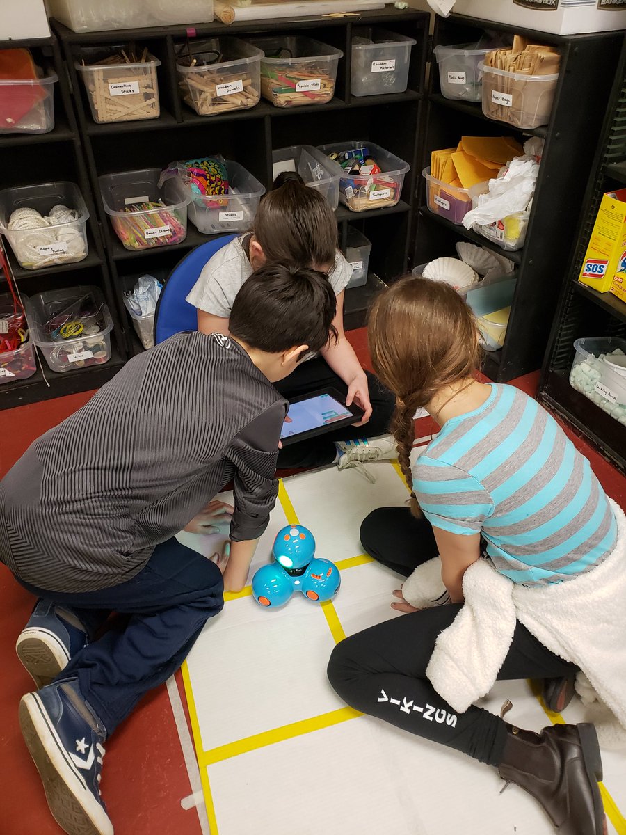 GoodstoneMrs's tweet image. Coding in STEM.
#coding #collaboration