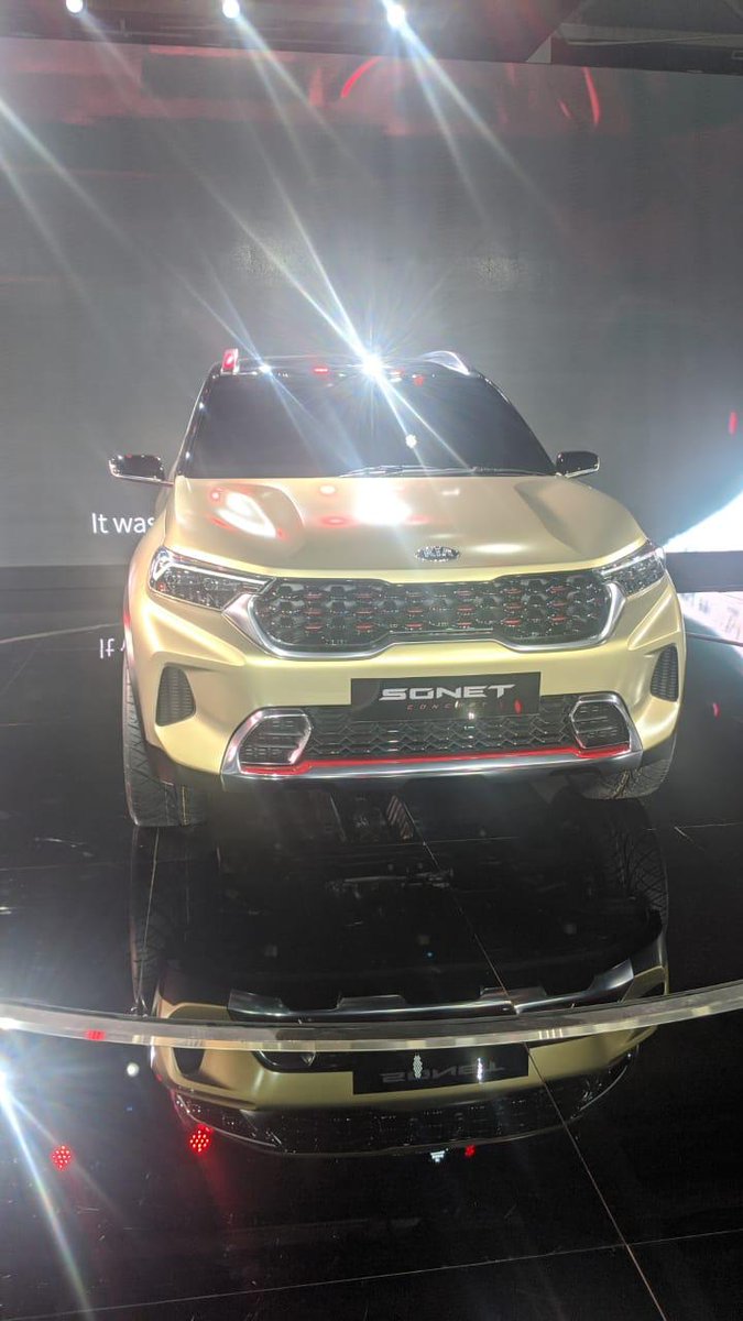 Not to be confused with the Stonic sold in Europe, the Sonet is a pint-sized crossover bound to enter the Indian market as the third model after the Seltos and Carnival.
#KiaSonetConcept