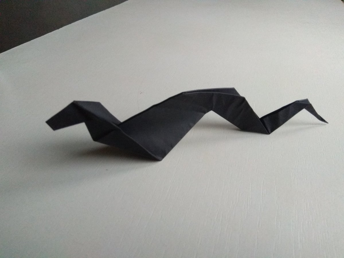JustOrigamiMgc's tweet photo. Easy origami snake🐍🐍🐍🐍
Tutorial: 👇👇👇
https://t.co/rqBis2VetG
If you like this follow to my channel:
https://t.co/tpShIKt2LI
#origami, #craft, #diy, #Snake, #ideasfromcraft, #handmade, #artwork https://t.co/JwYM6k9nZR